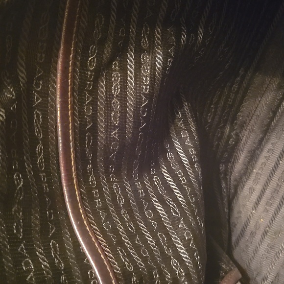 Prada Tote - Picture 5 of 11